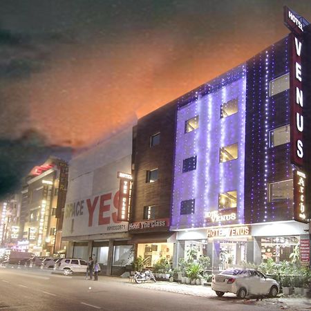 Hotel Venus Plaza 뉴델리 외부 사진