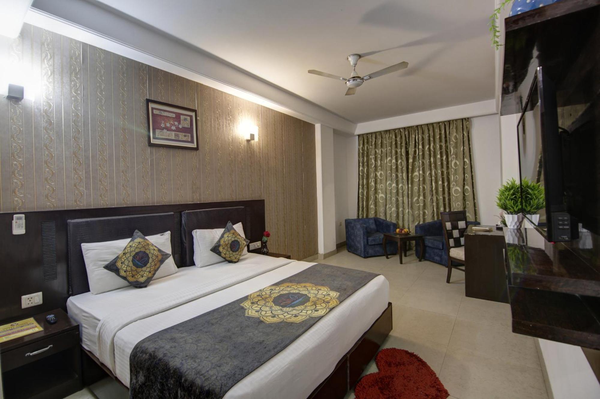 Hotel Venus Plaza 뉴델리 외부 사진