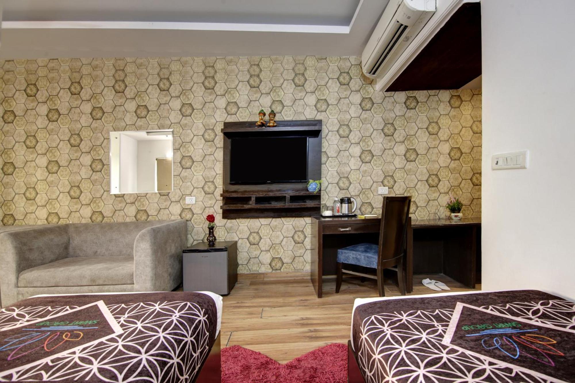 Hotel Venus Plaza 뉴델리 외부 사진